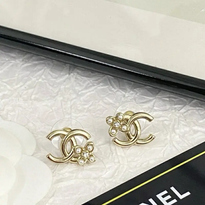 chanel boucles doreilles pour femme s_121a5034